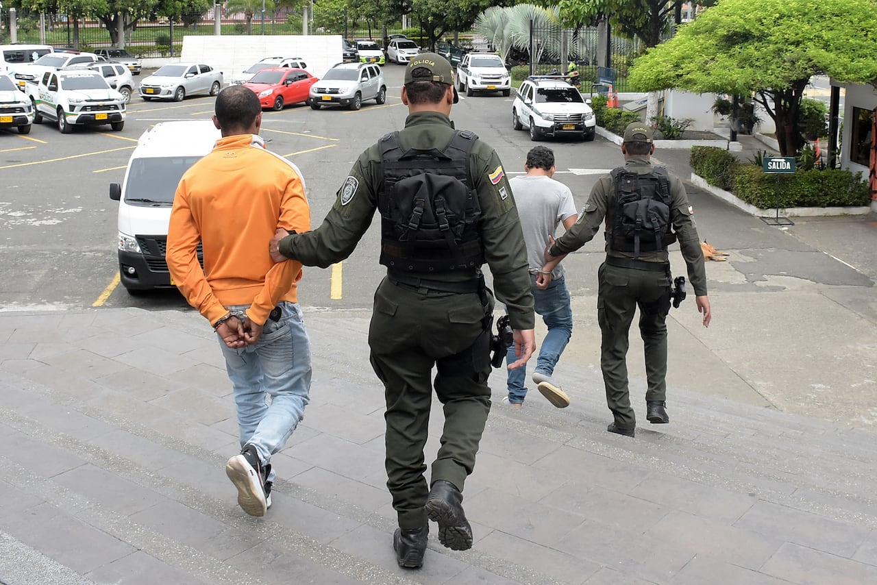 En rueda de prensa la Policía Metropolitana presentó 2 capturados por el delito de secuestro y donde exigían la suma de $500 millones por liberar a la víctima.