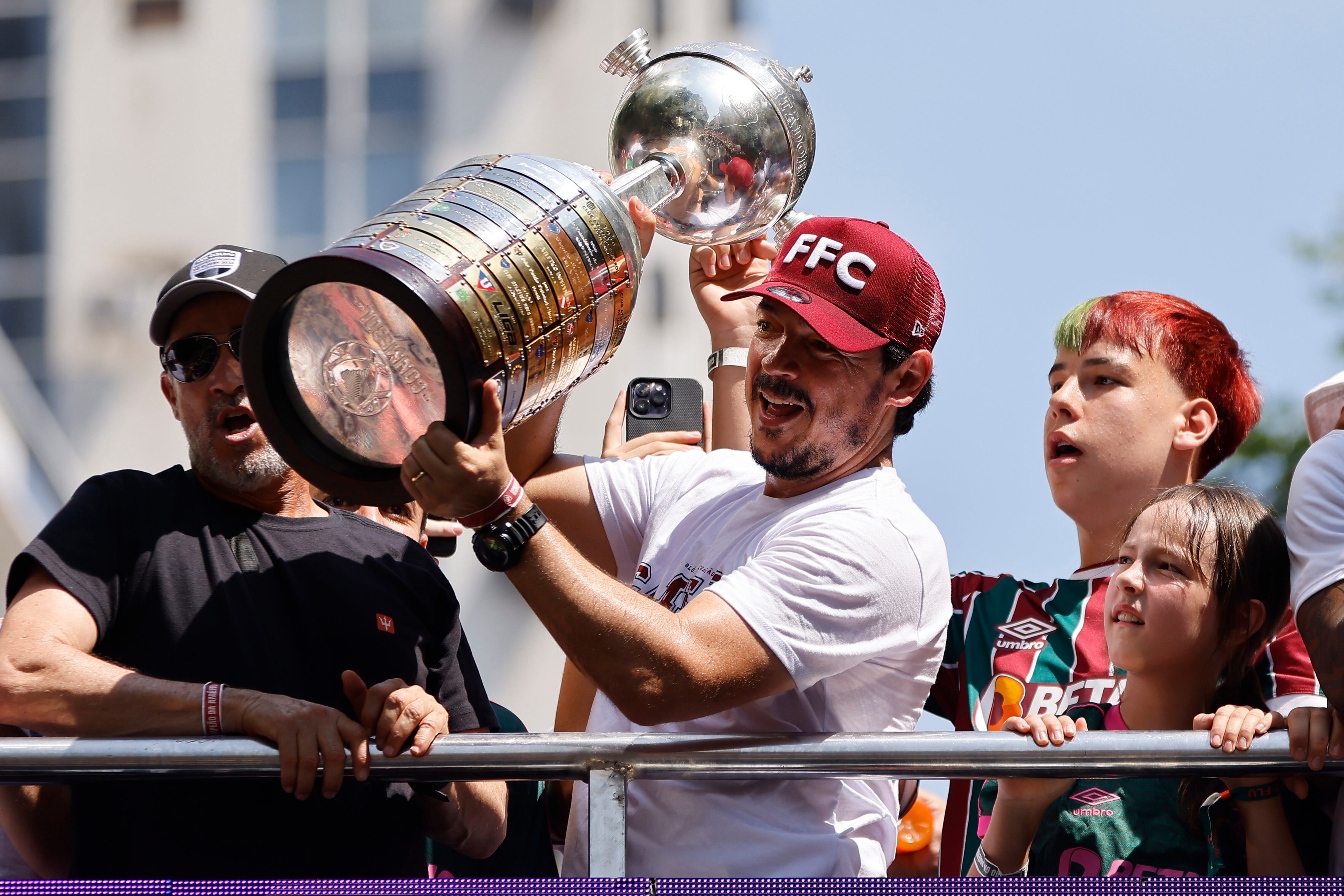 Fernando Diniz cuando ganó la Copa Libertadores en 2023 dirigiendo a Fluminense.