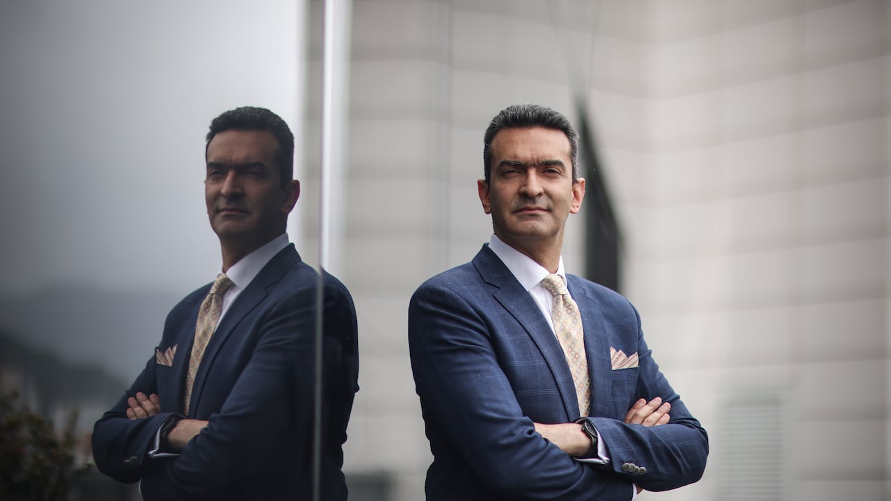 Víctor Saravia, gerente médico de vacunas de adultos de GSK