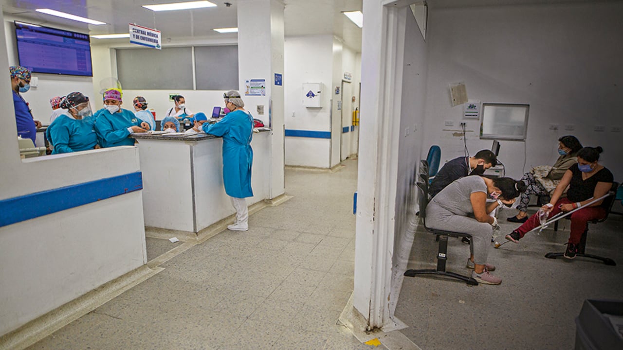 Las reclamaciones de los pacientes afiliados a las EPS intervenidas por el Gobierno subieron de 2023 a 2024.