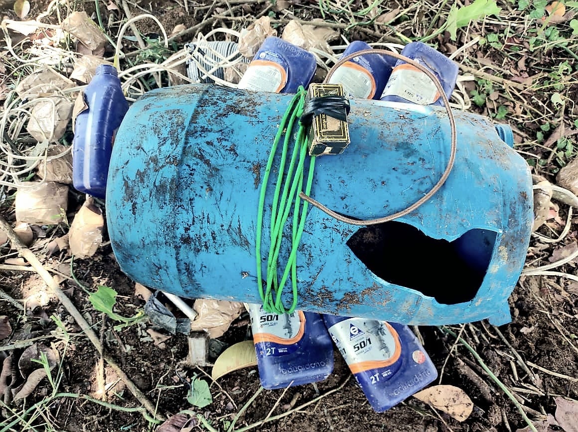 El aterrador ‘taller’ de las disidencias de Iván Mordisco, donde enseñaban a fabricar explosivos para atacar a la fuerza pública.