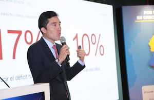 Luis Fernando Mejía, CEO de Lumen Economic Intelligence, en la presentación sobre las propuestas para el sector vivienda en el encuentro “Por una Colombia en Crecimiento 2026–2045”, organizado por el BID.
