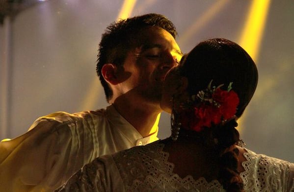 Inaguración de la XXVII Feria Internacional del Libro - FILBO  Peru Director Musical Edyy Sánchez 