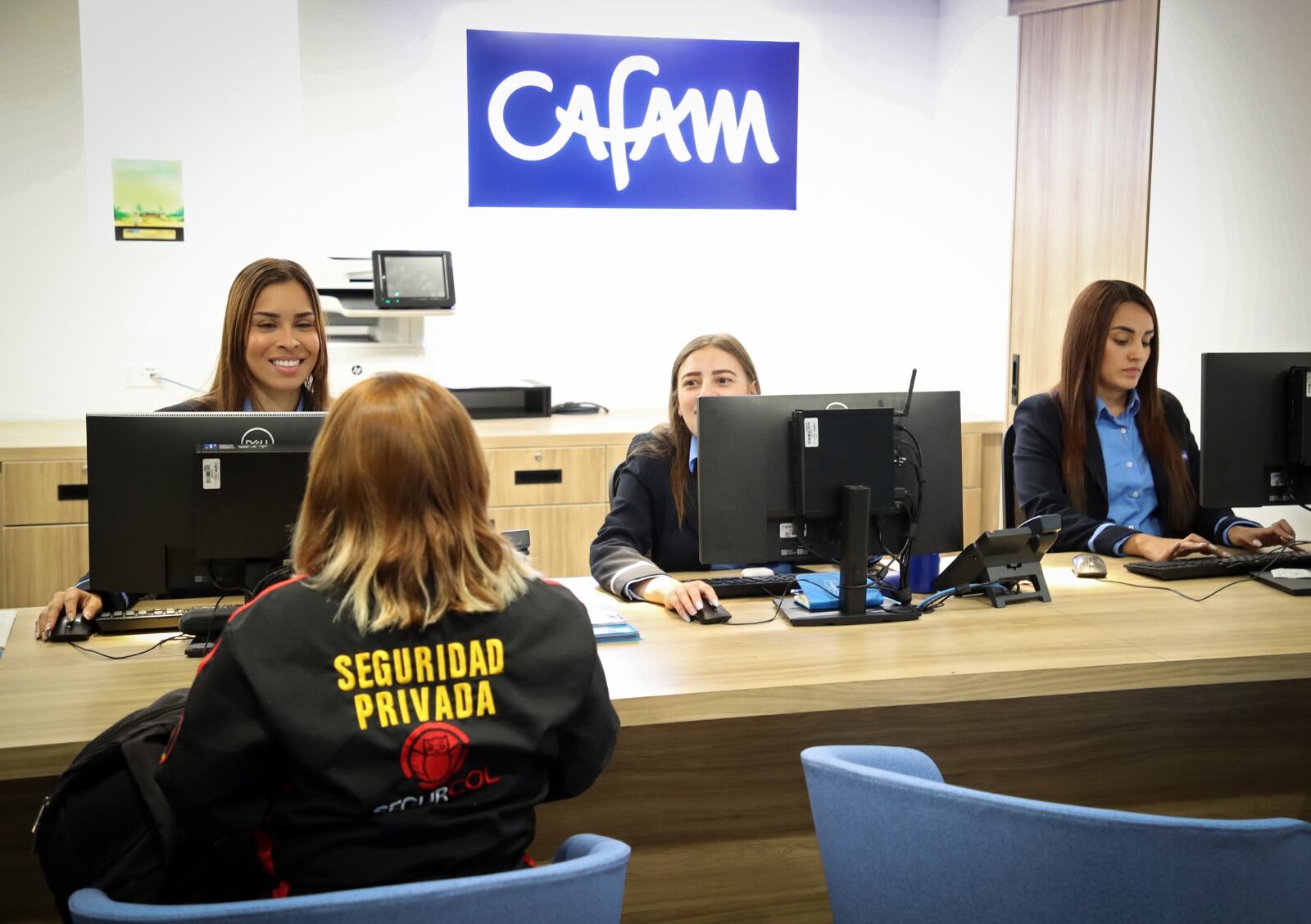 Este modelo opera bajo tres componentes: productividad para mipymes, programas de capacitación empresarial y conexión laboral.