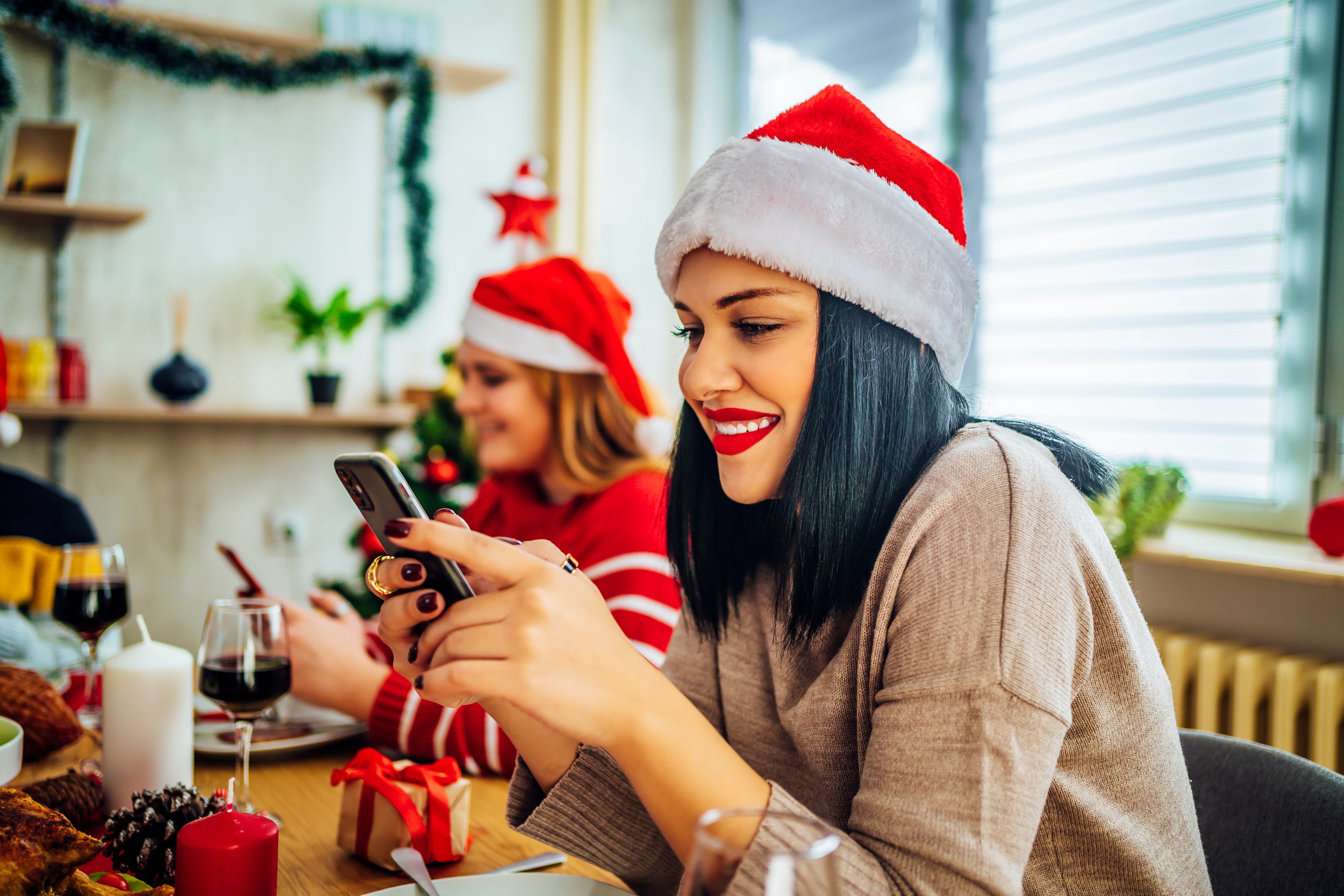 Con estas sugerencias, es posible darle un toque único y festivo a WhatsApp durante la temporada de fin de año.