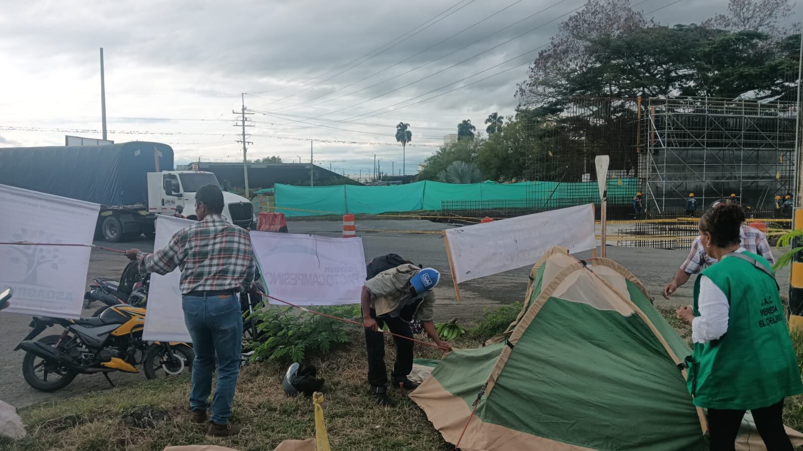 Campesinos del Valle anuncian bloqueo en la vía Buga–Buenaventura por entrega de tierras