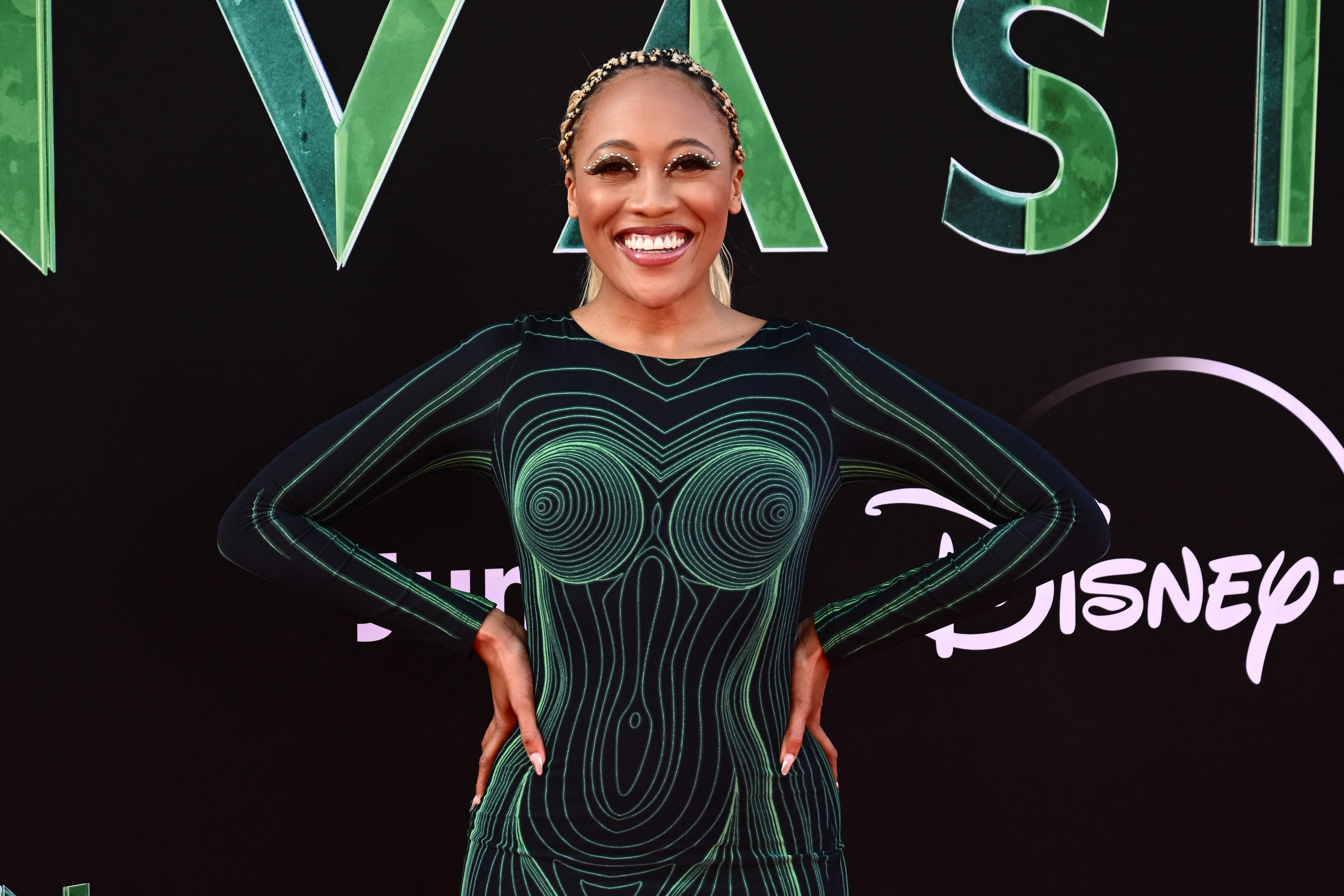 trabaja con  Marvel Studios en "Secret Invasion"