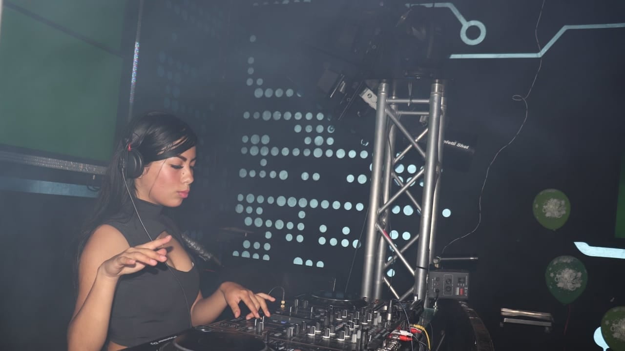 Valentina Trespalacios Dj - Facebook: Valentina Trespalacios