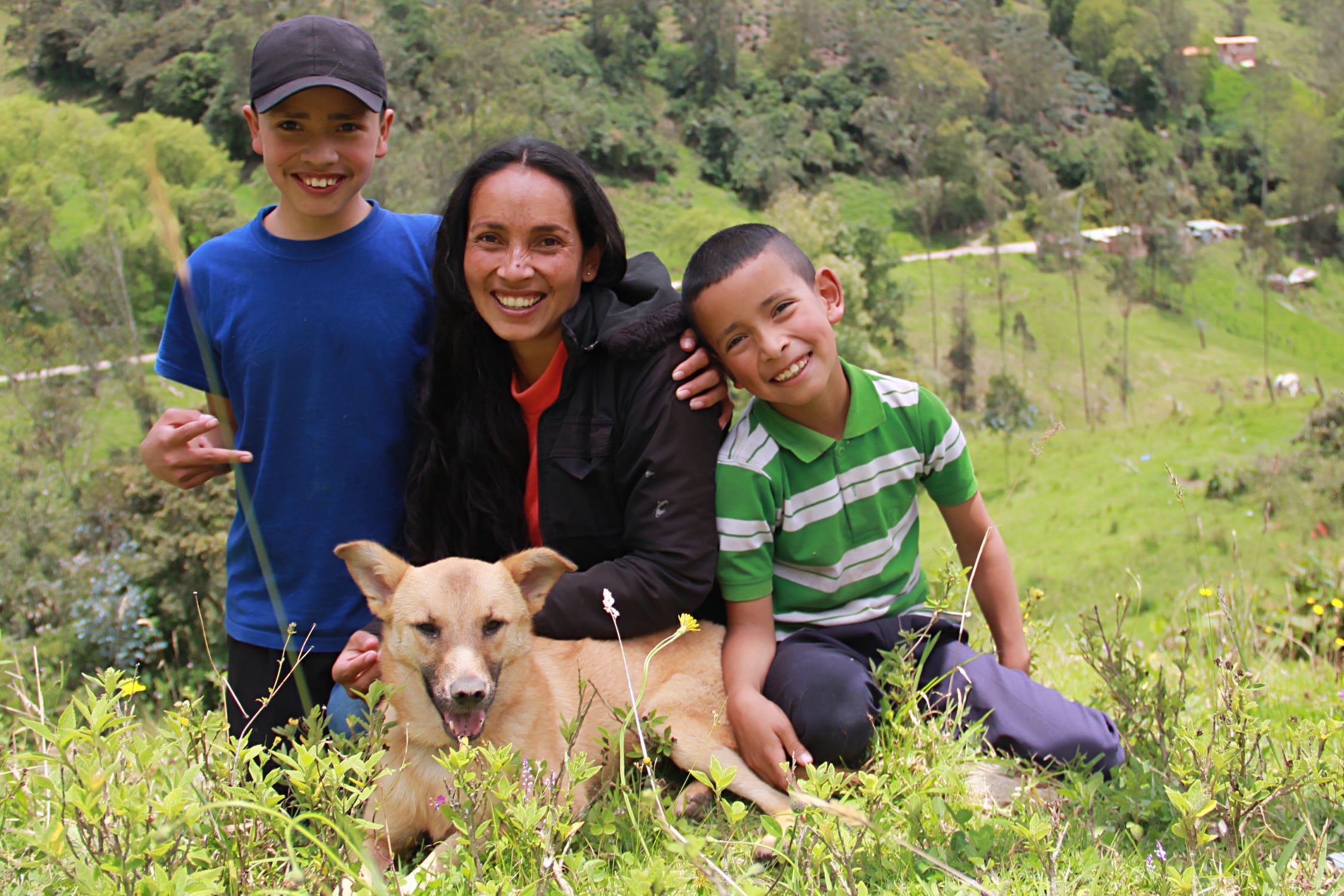 Nubia Gaona, y sus hijos David y Alejandro, de lanzaron como los primeros youtubers campesinos de Colombia.