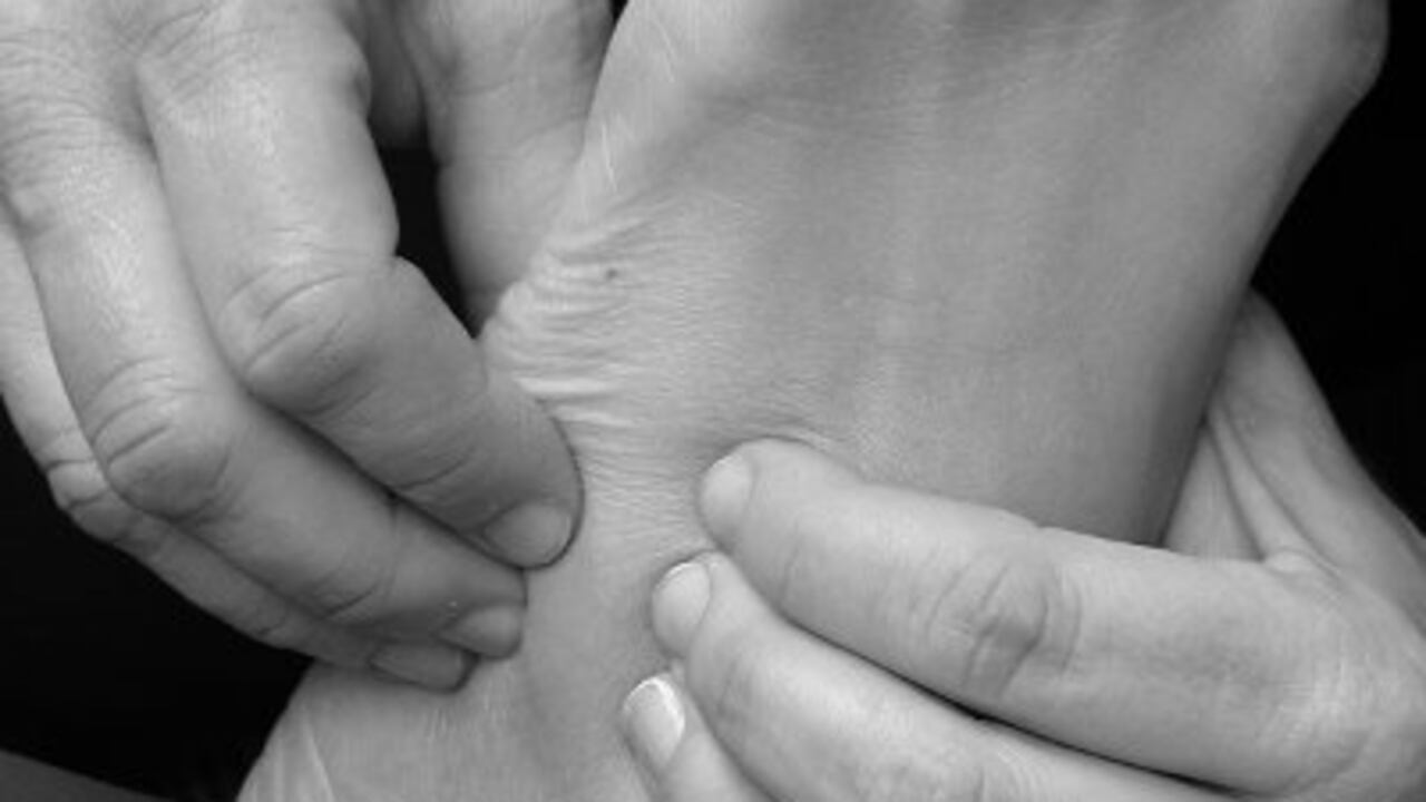 Es importante tener cuidados diarios para el tratamiento de retención de líquidos.