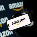 Amazon ha lanzado un nuevo portafolio de modelos de IA para competir con gigantes como Microsoft y Google.