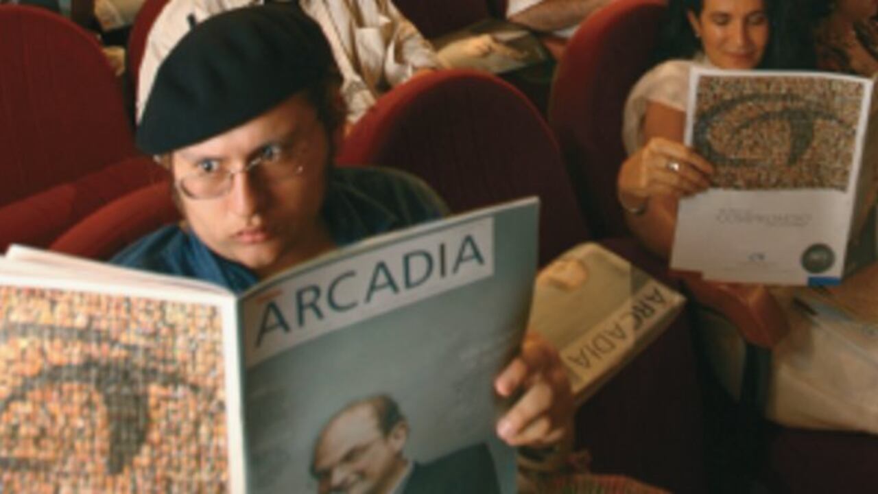 Que no exista la mínima intervención ‘de arriba’ en los temas que cubre la revista, nunca, en los seis años que tiene de vida, es insólito y va en radical contravía de la tradición heredada