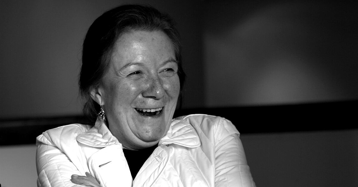 Ana Mercedes Hoyos, 1942-2014.