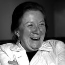 Ana Mercedes Hoyos 1942 - 2014