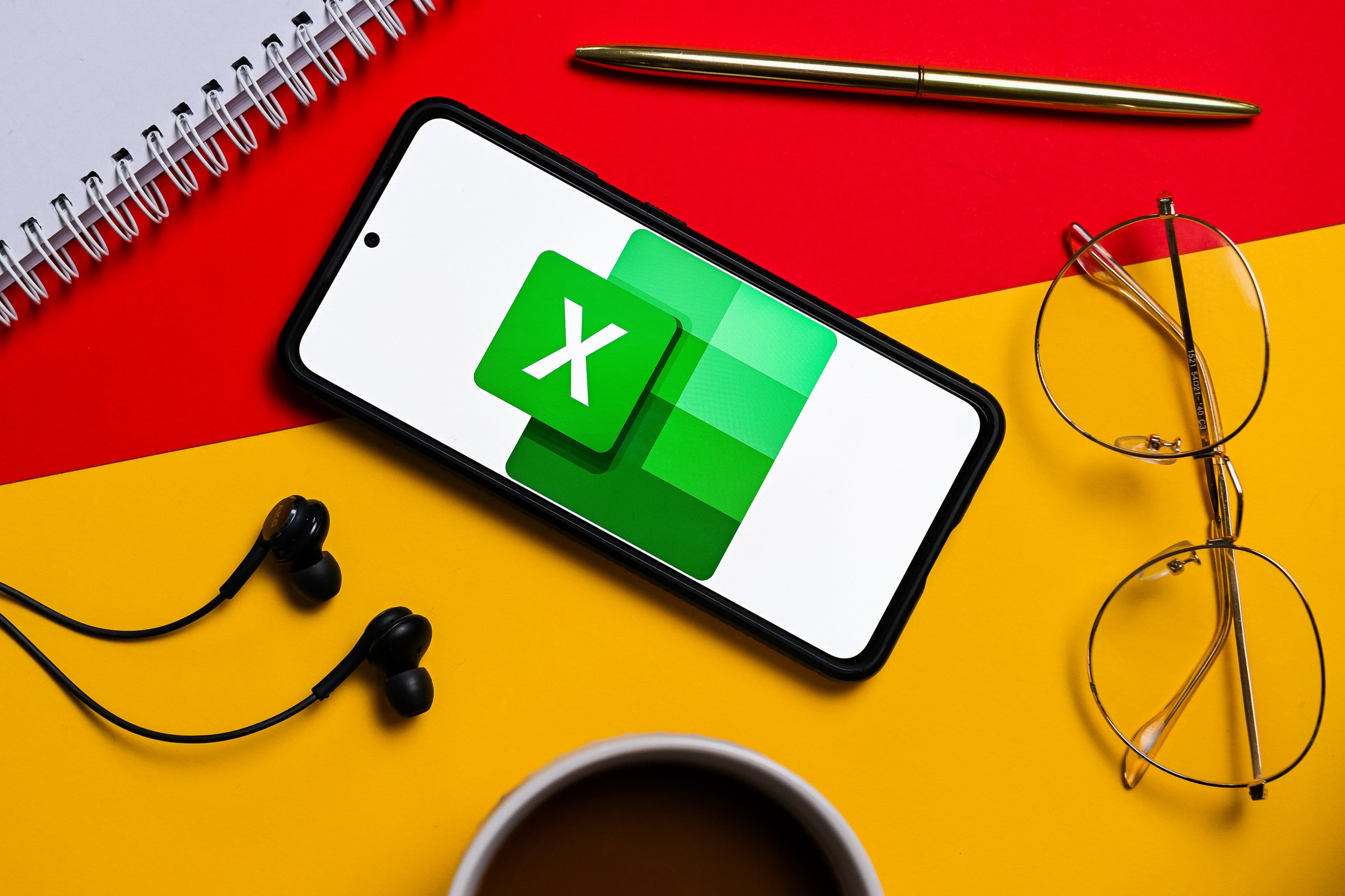 Los comandos de Excel facilitan la realización de tareas complejas.