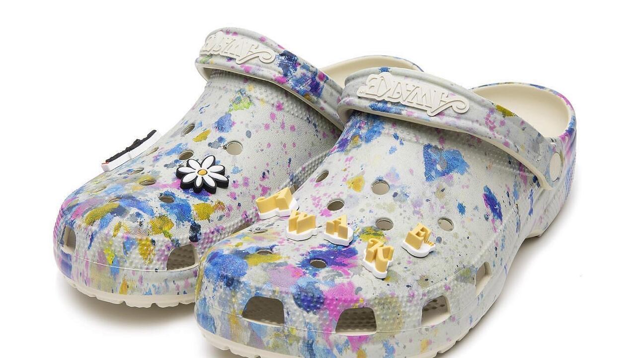 Crocs - homenaje a los artesanos