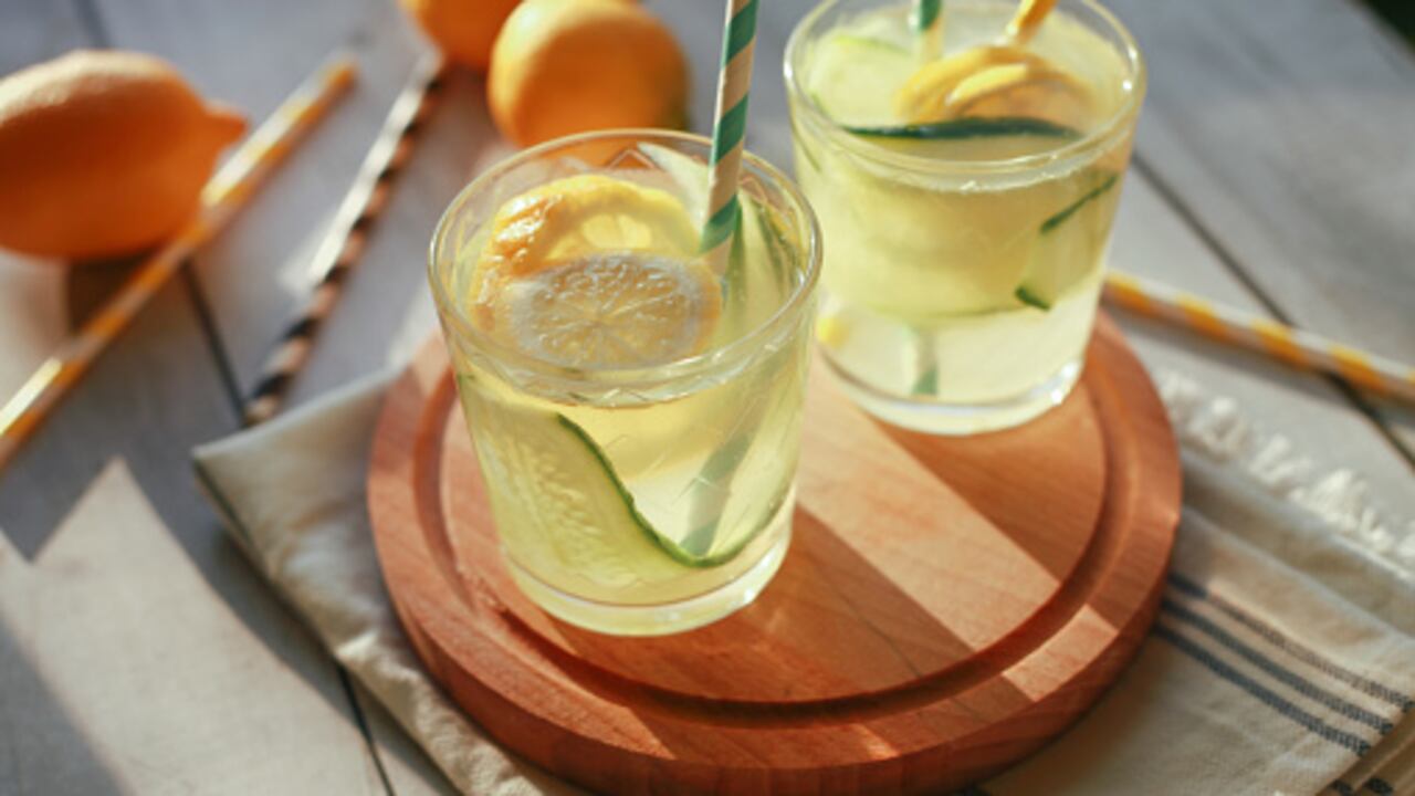 Esta agua contiene beneficios que son importantes para la salud.