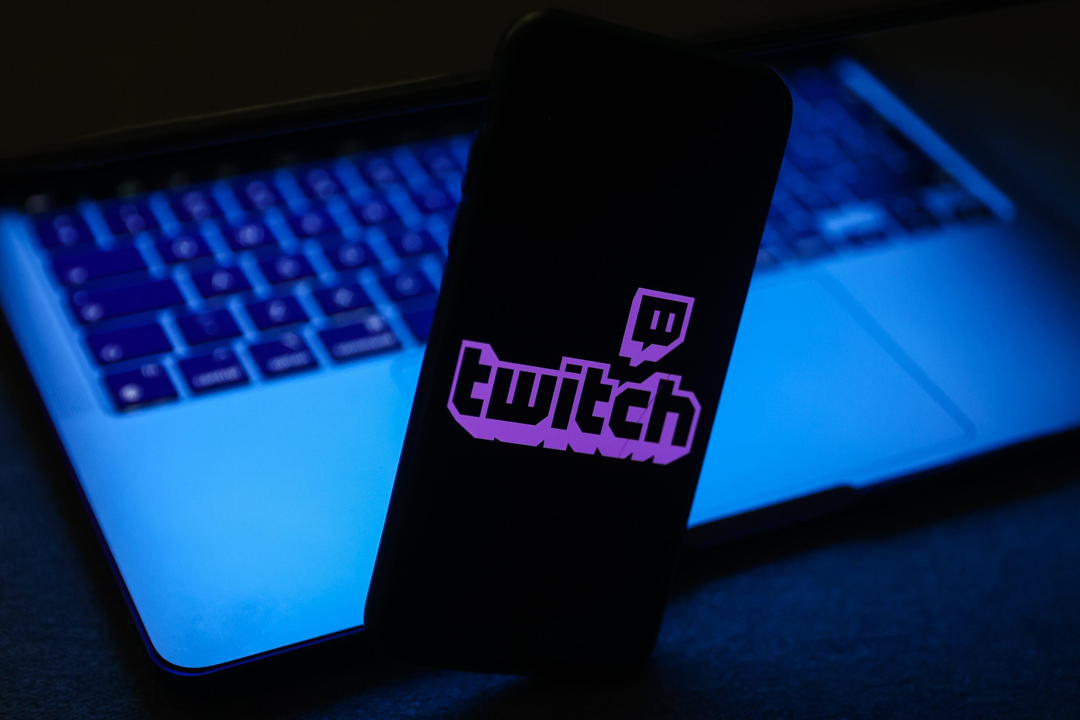 La compañía especializada en 'streaming' ya actualizó sus políticas de transmisión simultánea.