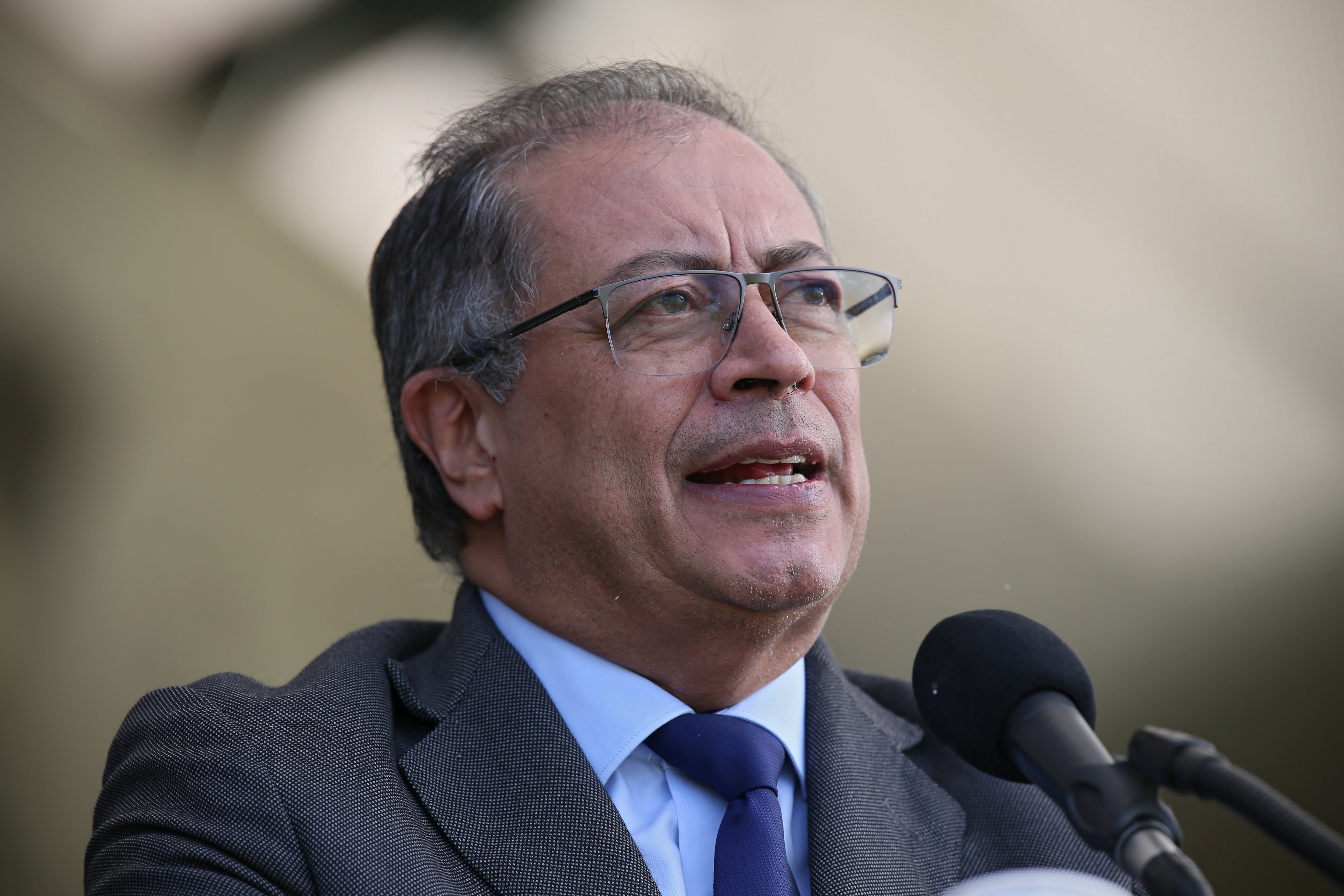 Presidente Gustavo Petro  en la ceremonia de transmisión de cambio de mando del Comando del Ejército Nacional
Bogota mayo 31 del 2024
Foto Guillermo Torres Reina / Semana