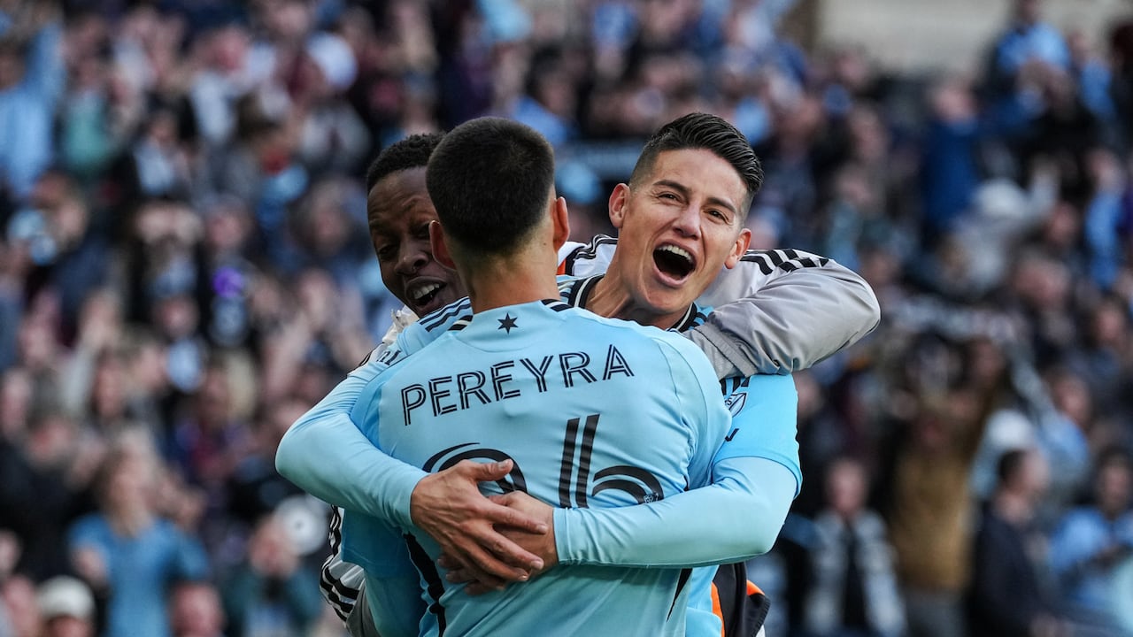 James Rodríguez, de Minnesota United. El 10 celebra tras haber dado dos asistencias en MLS.