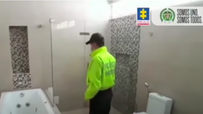 Policía