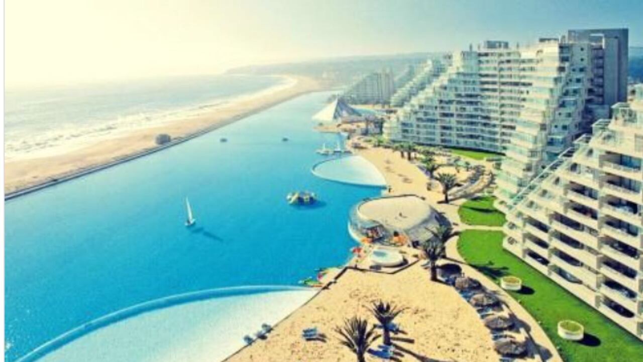 ¿Sabía que la piscina más grande del mundo está en Latinoamérica? Queda a solo 7 horas en avión desde Bogotá