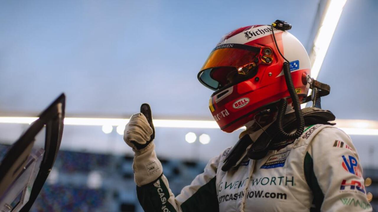 La piloto colombiana Tatiana Calderón volverá a competir tras su pausa del automovilismo.