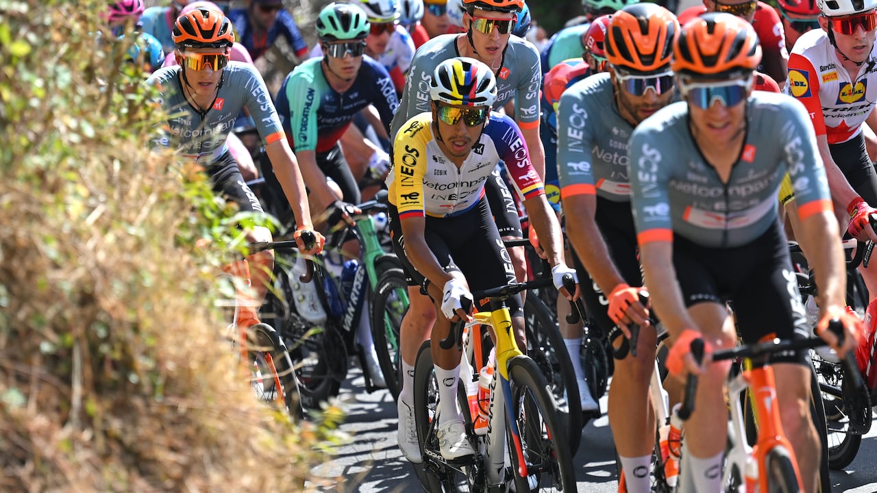 Egan Bernal en la etapa 4.