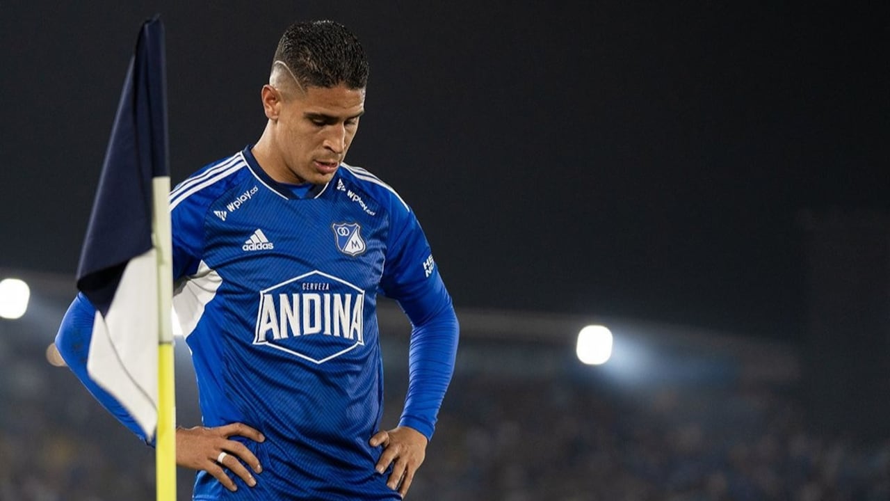 Daniel Cataño, exjugador de Millonarios, hoy con los colores del Bolívar de Bolivia.