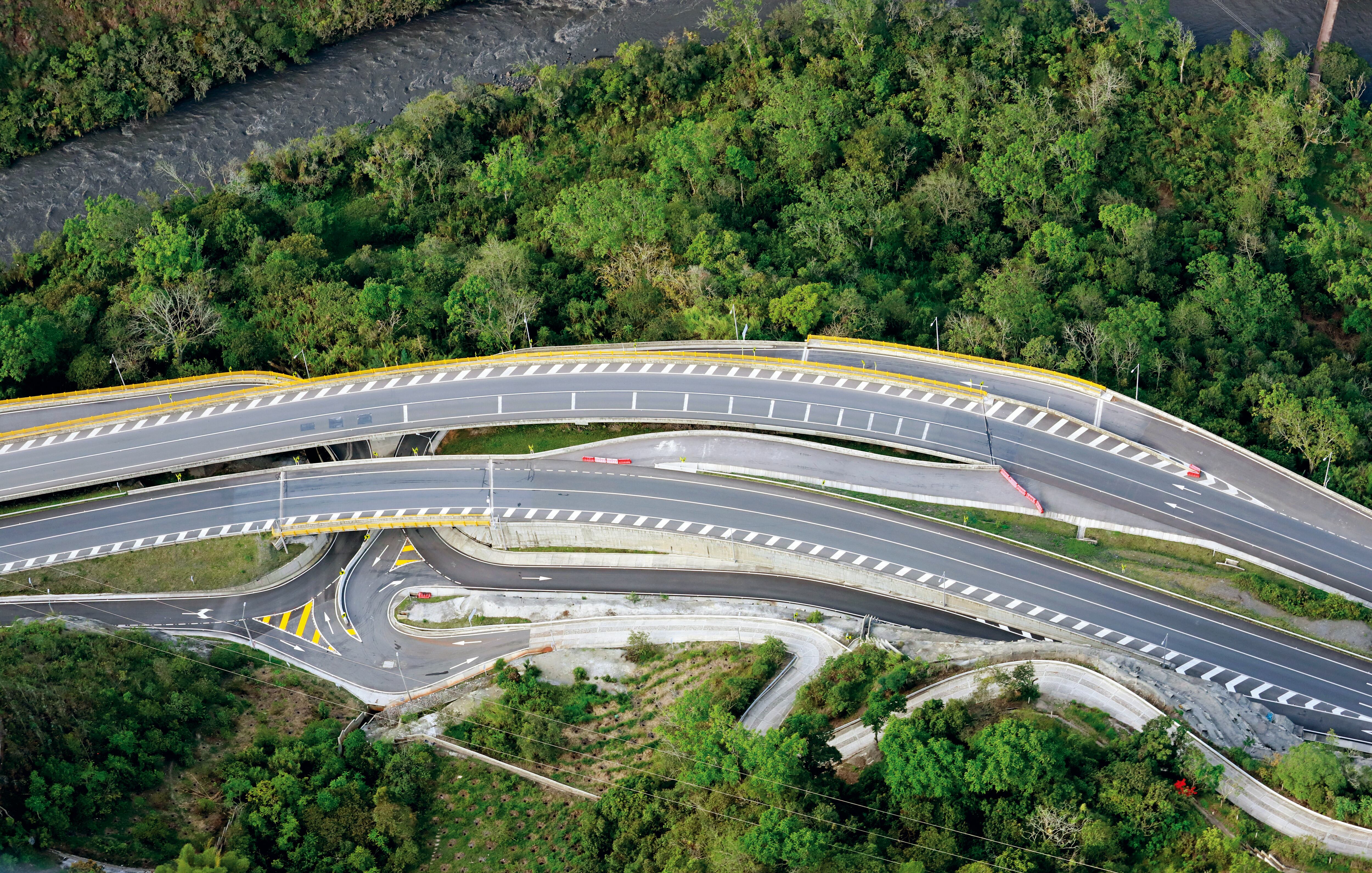 Los cierres en la vía generan pérdidas cercanas a los 50.000 millones de pesos diarios para la economía del Meta, según el Concejo de Bogotá.