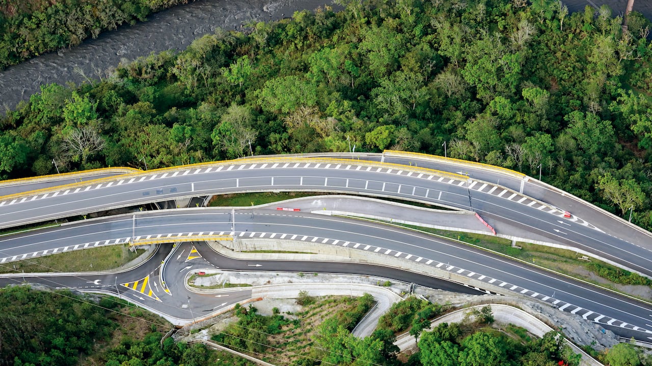 Los cierres en la vía generan pérdidas cercanas a los 50.000 millones de pesos diarios para la economía del Meta, según el Concejo de Bogotá.