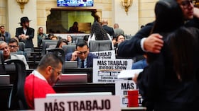 Protesta de representantes a la Cámara en el Congreso este 23 de septiembre.