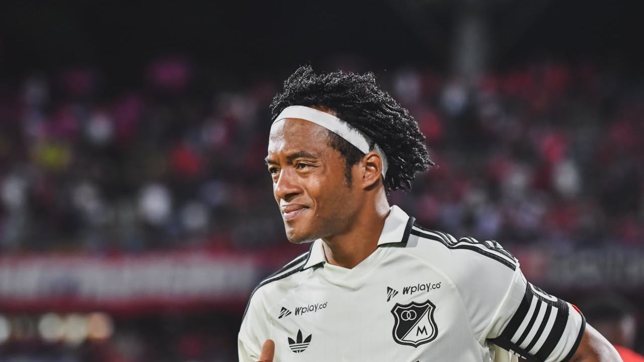 Juan Guillermo Cuadrado juega contra el Medellín