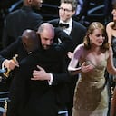 El actor Warren Beatty dijo que cuando el sobre que recibió decía "Emma Stone - 'La la land'".