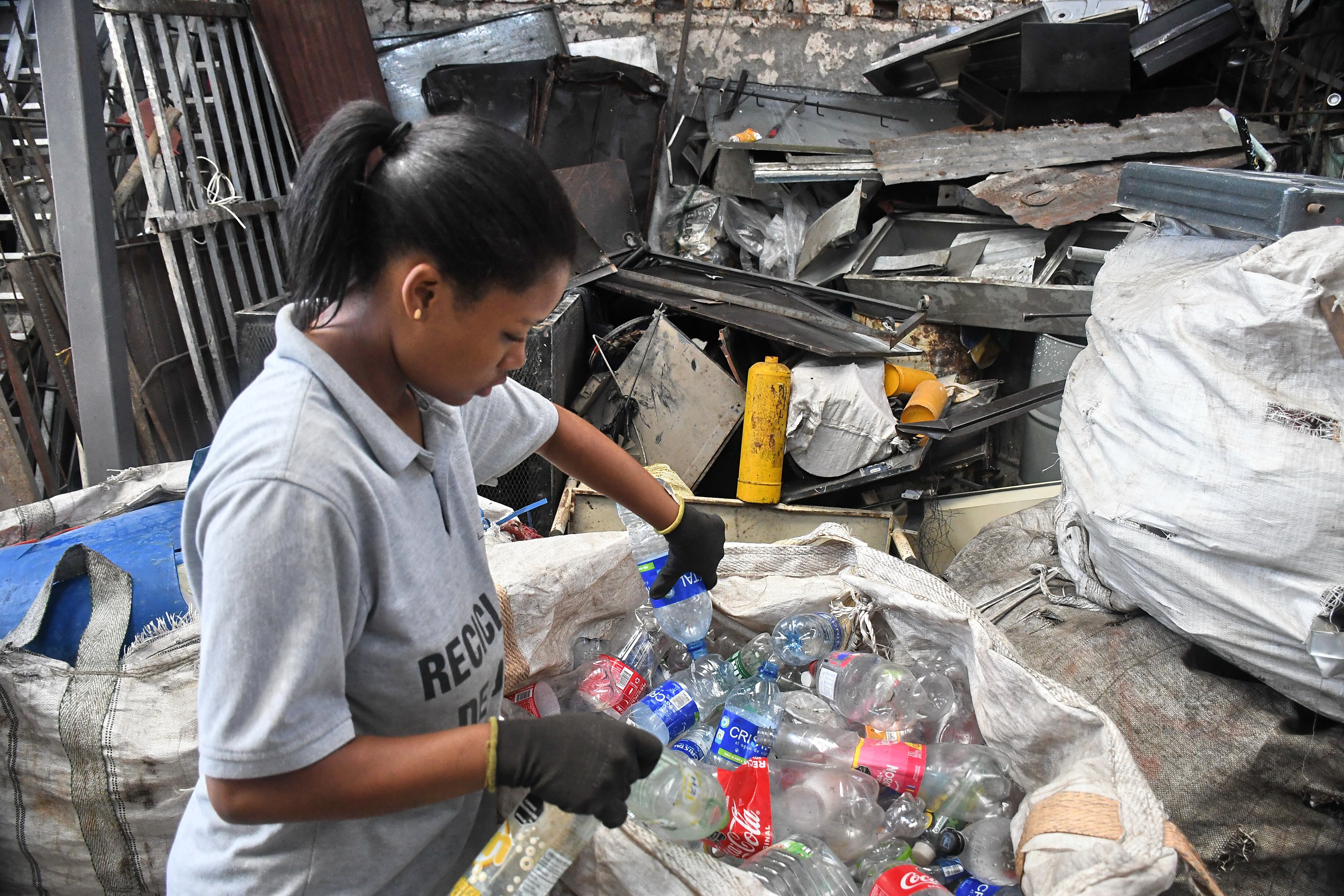 Cali: La ruta del reciclaje en Cali, sustento de muchas familias.Foto José L Guzmán. EL País