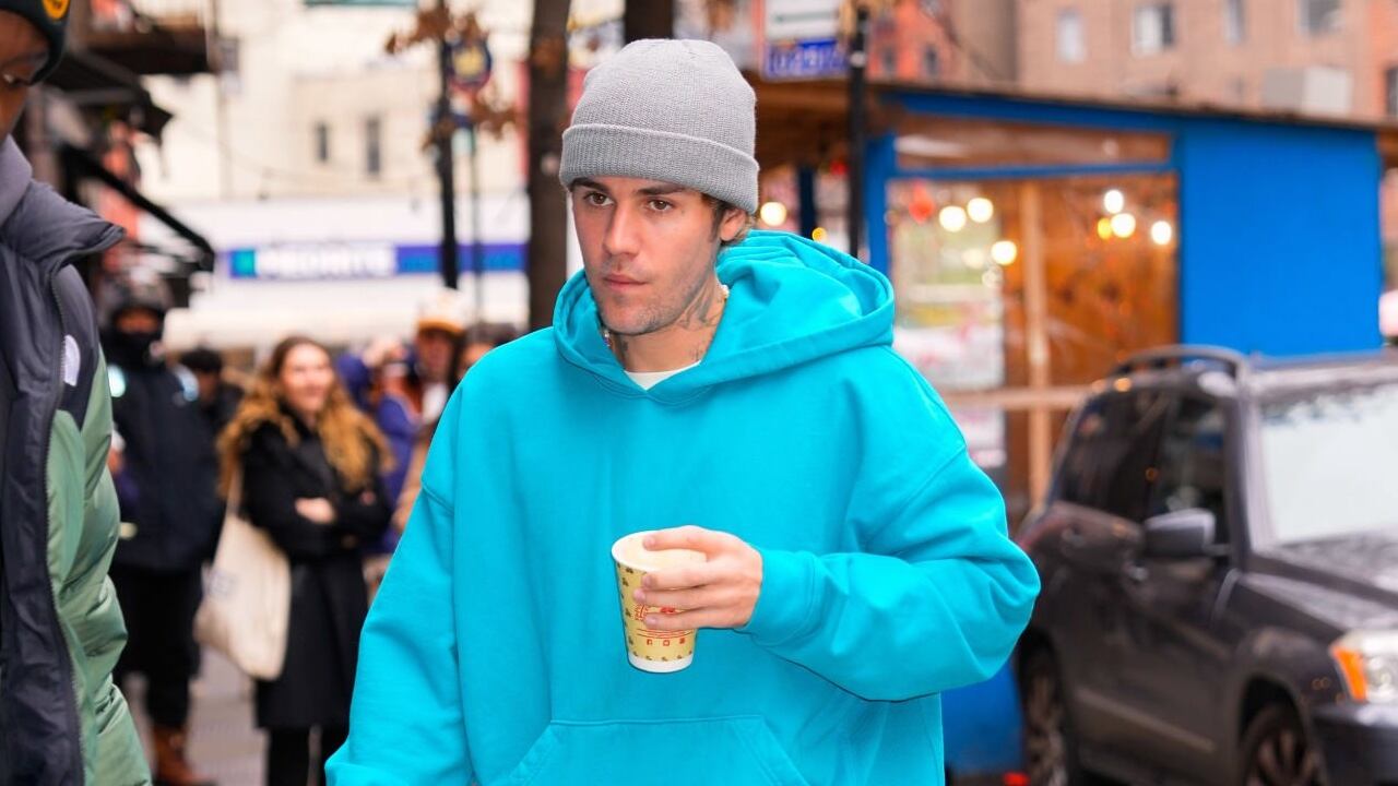 Justin Bieber es fotografiado en New York el 22 de enero de 2023, días antes de conocerse la venta de los derechos de sus canciones