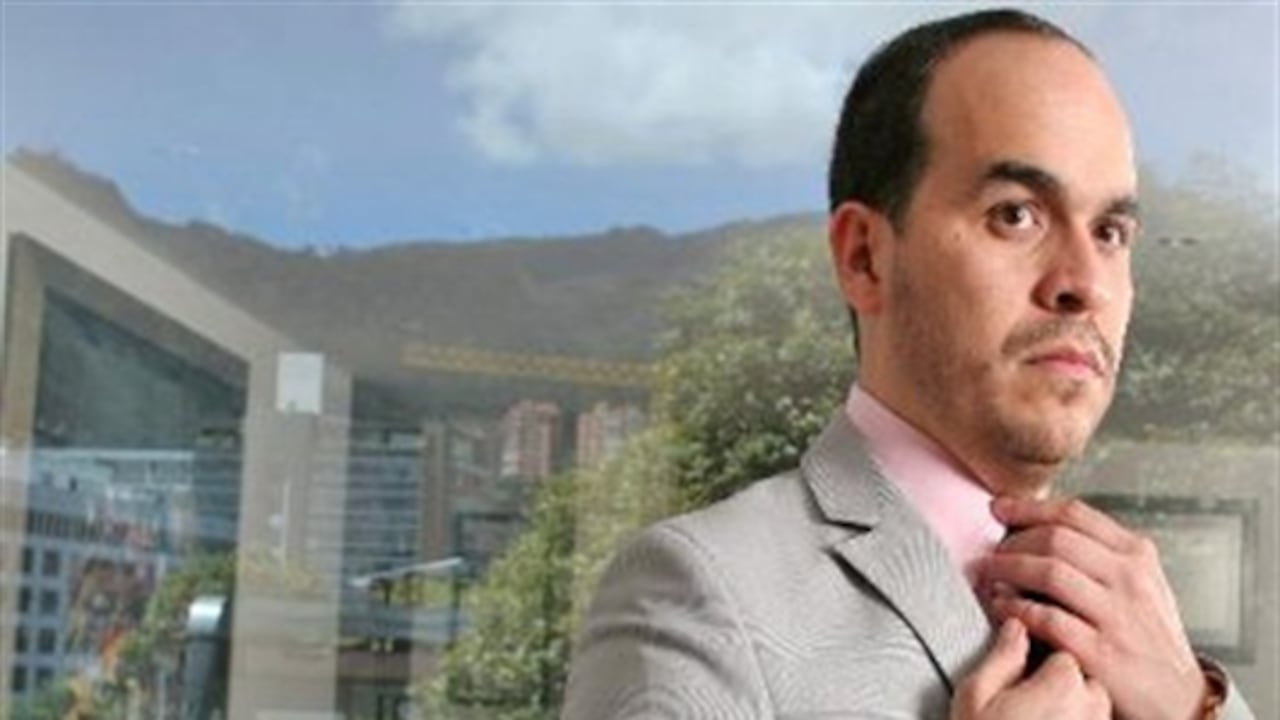 El abogado Abelardo de la Espriella interpuso una denuncia penal ante la Unidad Seccional de la Fiscalía del departamento y aduce que los los directivos de Ecopetrol pueden ser responsables por omisión de acciones preventivas.