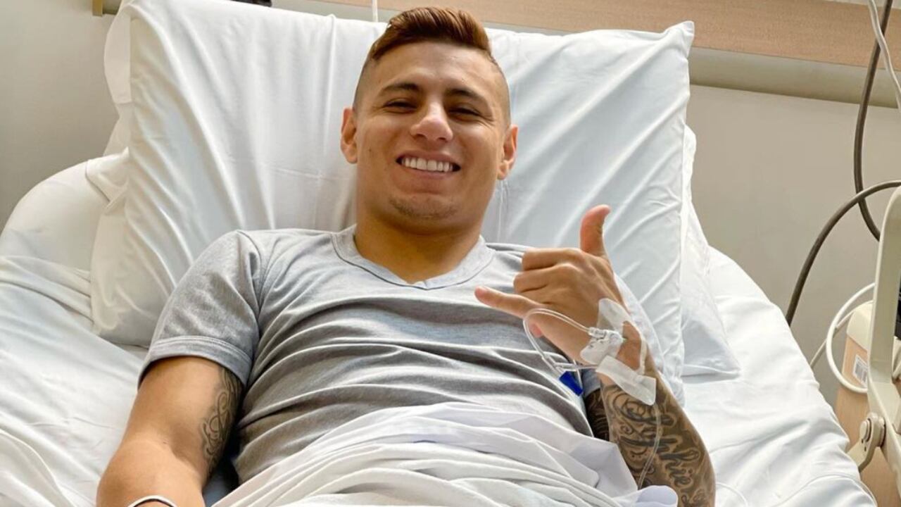 El volante acumuló ocho títulos oficiales con la camiseta de Santa Fe.