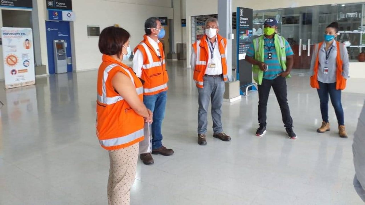 En el aeropuerto Las Brujas, de Corozal, ya tienen el 100 por ciento de los requerimientos para iniciar operaciones aéreas con bioseguridad.
