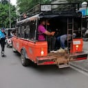 La secretaría de Movilidad de Cali, adelantó operativos de control a vehículos tipo guala que prestan servicio de transporte público en la capital del Valle; esto con el fin de garantizar seguridad vial a los ciudadanos que viven en zona de ladera y usan los camperos.