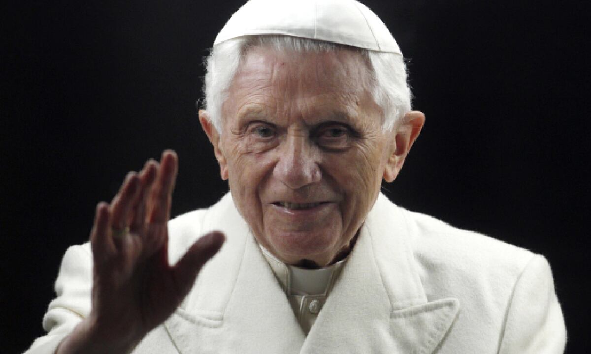 Voces de todo el mundo expresan su tristeza por la muerte del religioso