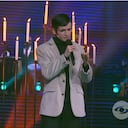 Imitador de Leonardo Favio en Yo me llamo sorprendió a los jurados con nuevo corte de cabello