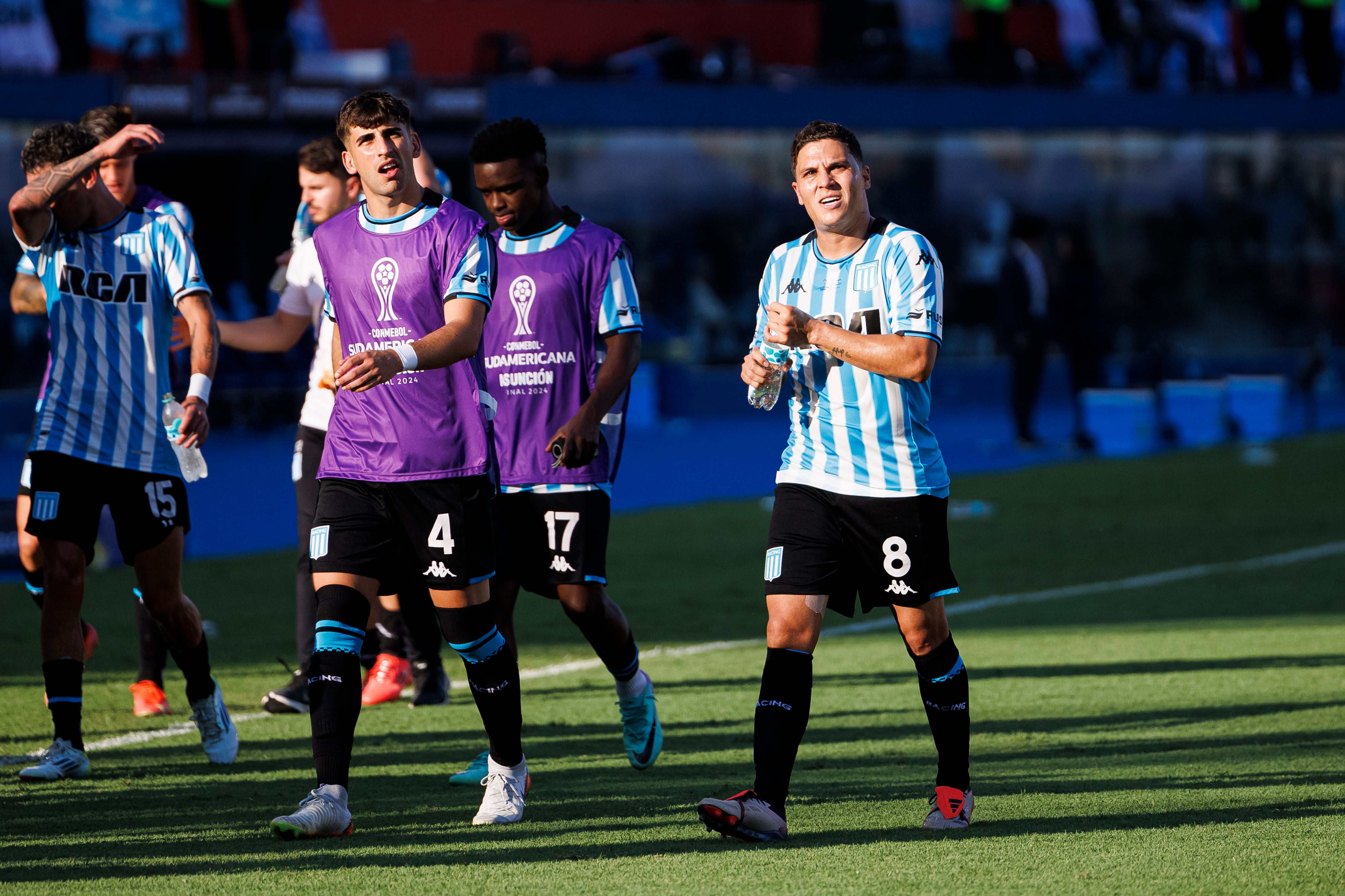 ASUNCION, PARAGUAY - NOVEMBER 23: Martin Barrios (L) and Juan Fernando Quintero of Racing Club (R) look on during the Copa CONMEBOL Sudamericana 2024 - Final match between Racing Club and Cruzeiro at Estadio General Pablo Rojas - La Nueva Olla on November 23, 2024 in Asuncion, Paraguay. (Photo by Mauricio Duque/Eurasia Sport Images/Getty Images)