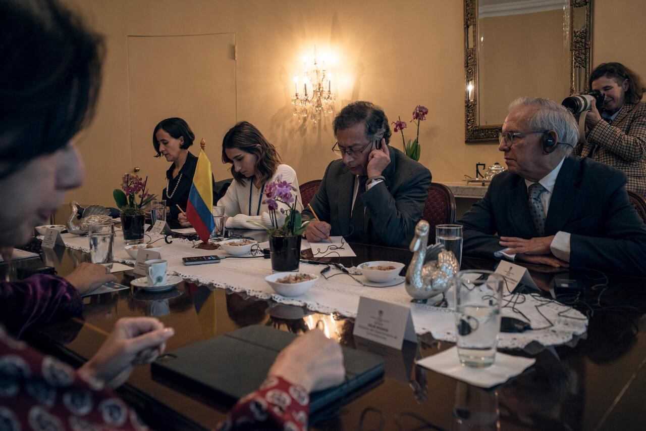 Petro con el Fondo Monetario Internacional mientras participa en la Asamblea General de la ONU