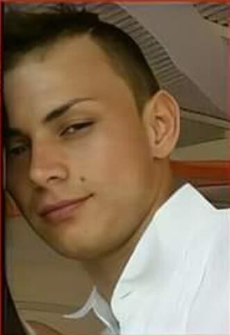 Carlos Javier Gómez Tavera, tenía 25 años.