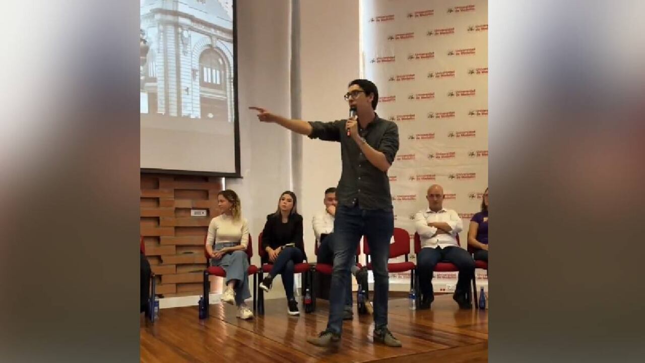 Candidato al concejo de Medellín fue expulsado de un debate por cuestionar a su opositor del Partido Comunes.