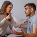 Las personas infieles intentan justificar sus errores con mentiras.