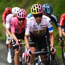 LARUNS, FRANCIA - 5 DE JULIO: Esteban Chaves de Colombia y el equipo EF Education-EasyPost compiten durante la quinta etapa del 110° Tour de Francia 2023, una etapa de 162,7 km de Pau a Laruns / #UCIWT / el 5 de julio de 2023 en Laruns, Francia . (Foto de Tim de Waele/Getty Images)