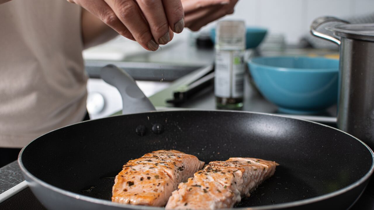 Hay trucos para evitar que el pescado pierda su estado.