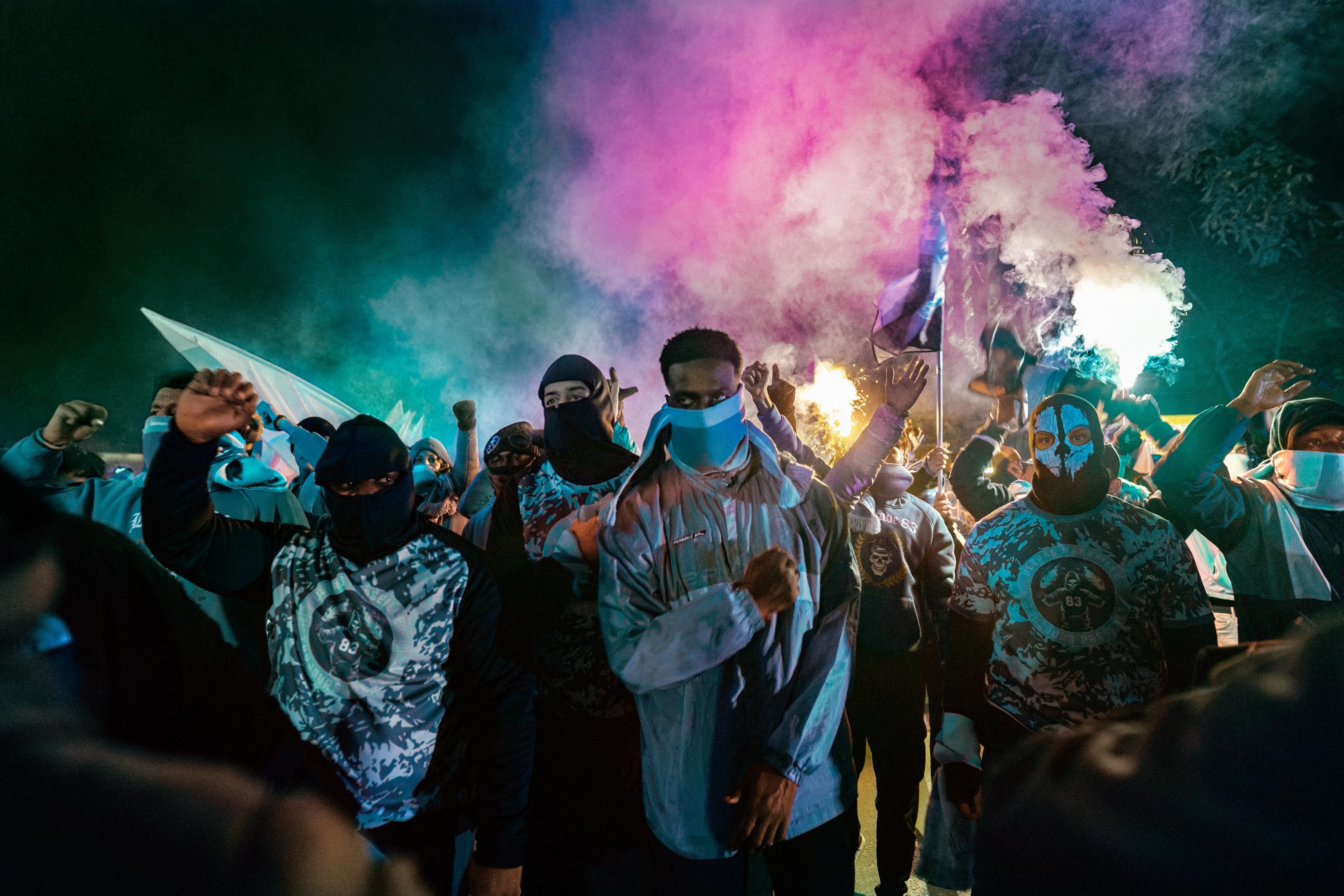 La tensión es parte de la experiencia en 'Salvador', de Aitor Gabilondo, en Netflix.